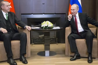 Putin trifft Erdogan in Sotschi: Die Verstimmungen scheinen wieder vergessen zu sein.