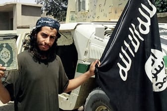 Der IS ist für zahlreiche Attentate verantwortlich. Das Bild zeigt den IS-Kämpfer Abdelhamid Abaaoud. (Archiv)