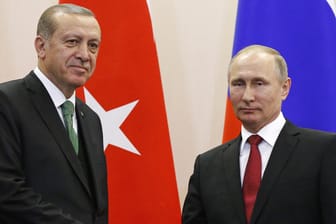 Der russische Präsident Wladimir Putin hatte sich bereits beim Treffen mit dem türkischen Präsident Recep Tayyip Erdogan für eine sogenannte "Deeskalationszone" eingesetzt.