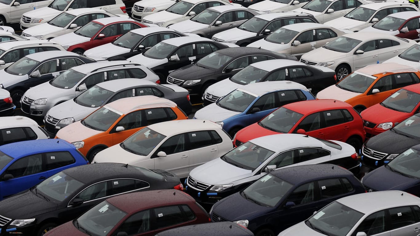 Der Automarkt nimmt ab: Besonders die deutschen Hersteller sind betroffen.