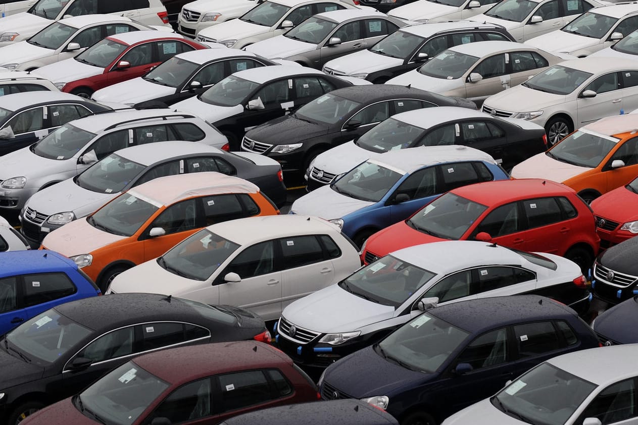 Der Automarkt nimmt ab: Besonders die deutschen Hersteller sind betroffen.