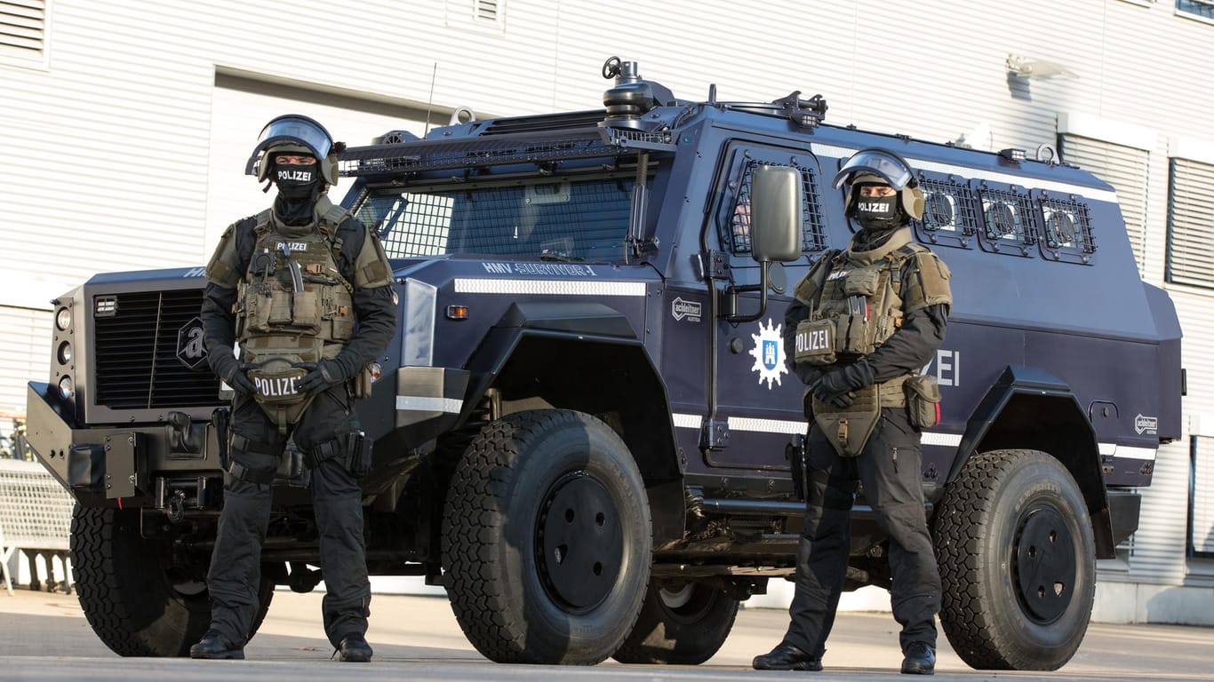 Das SEK soll bei Leipzig ein Mitglied der Terrormiliz Islamischer Staat festgenommen haben (Symbolbild).