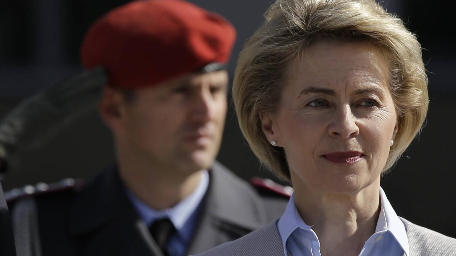 Ursula von der Leyen bedauert ihre harsche Kritik an der Bundeswehr.