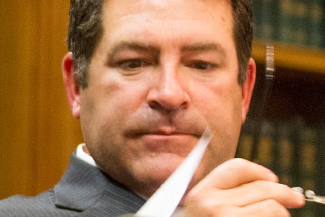 Mark Green, tritt nach Vorwürfen wegen seiner Haltung zu Muslimen, Schwulen und Transgender zurück.