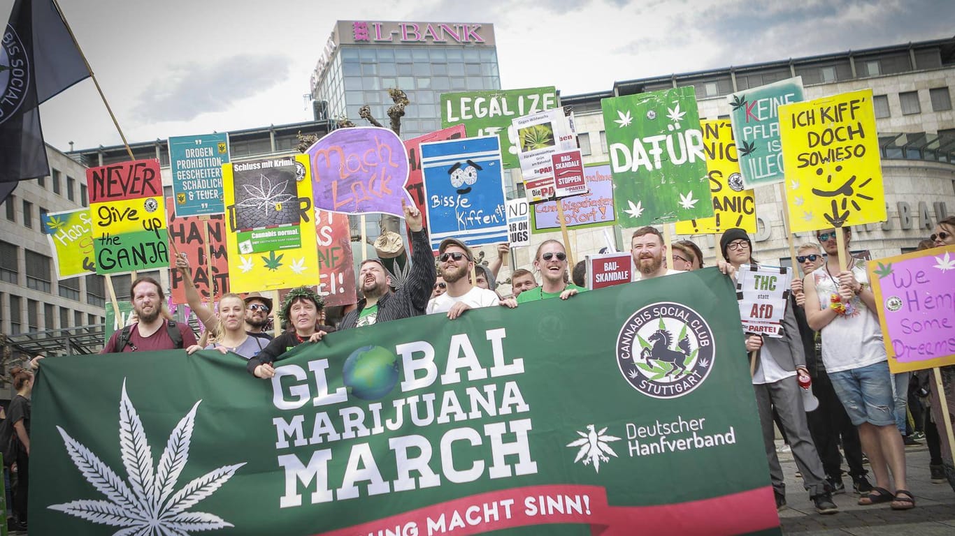Das diesjährige Motto der Demonstration: "Legalisierung macht Sinn!"