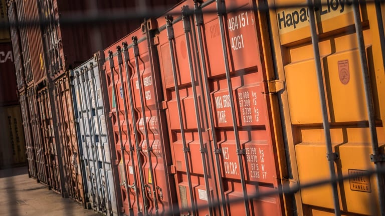 Container im Hafen (Symbolfoto)