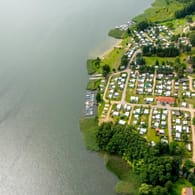 Idyllischer Campingplatz am Krakower See an der Mecklenburgischen Seenplatte
