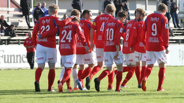 Fram Larvik spielt in der "PostNord-ligaen Avd. 2", der dritten norwegischen Liga.