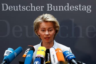 Ursula von der Leyen hat nach den jüngsten Skandalen Reformen in der Bundeswehr angekündigt.