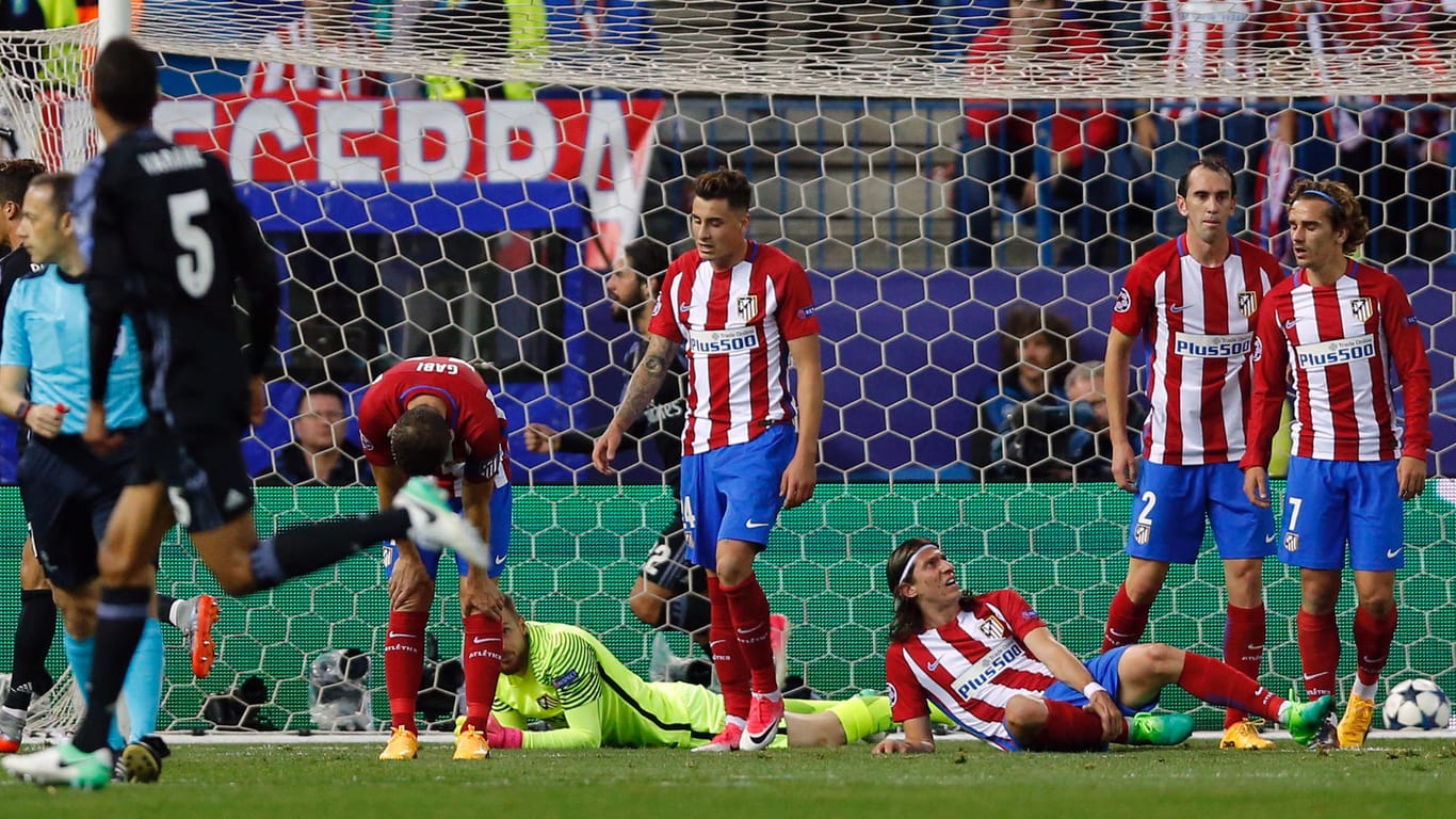 Zum Verzweifeln: Die Atlético-Spieler im Rückspiel gegen Real.