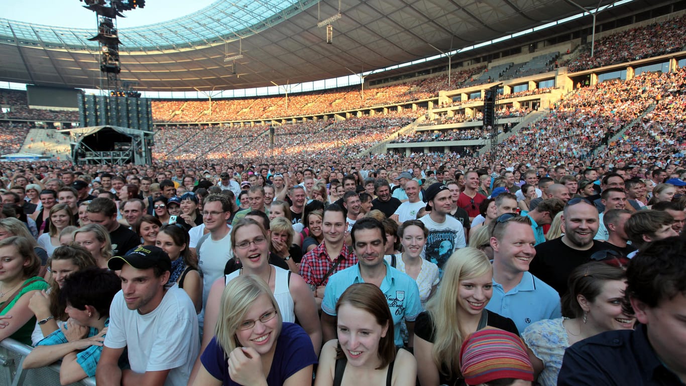 So voll war das Berliner Olympiastadion einst bei einem Auftritt von Mario Barth.