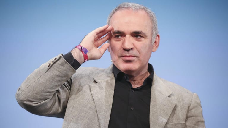Ex-Schachweltmeister Garri Kasparow auf der Internetkonferenz re:publica 17 in Berlin.