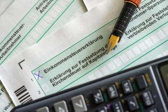 Traditionell kocht vor der Bundestagswahl die Diskussion über Steuersenkungen hoch.