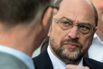 Schulz besuchte bei einer Wahlkampfreise ein Neubauquartier in Düsseldorf. Am 14. Mai wird in Nordrhein-Westfalen ein neuer Landtag gewählt.