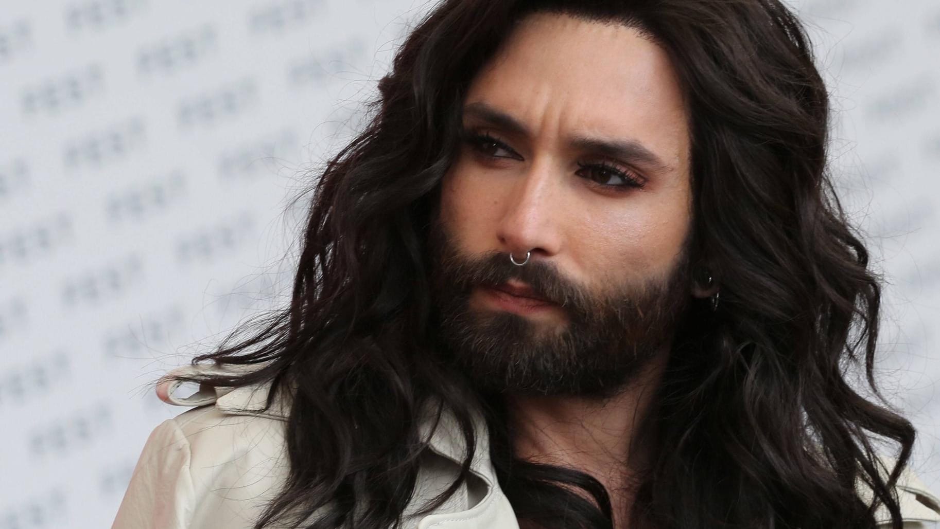 Tom Neuwirth, besser bekannt als Conchita Wurst, möchte seine maskuline Seite von nun an hervorheben (Archiv).