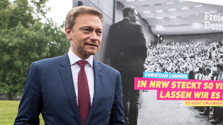 Der FDP-Vorsitzende Christian Lindner hat per Briefwahl gewählt.