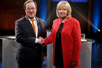Armin Laschet (CDU, l) und die nordrhein-westfälische Ministerpräsidentin Hannelore Kraft (SPD)
