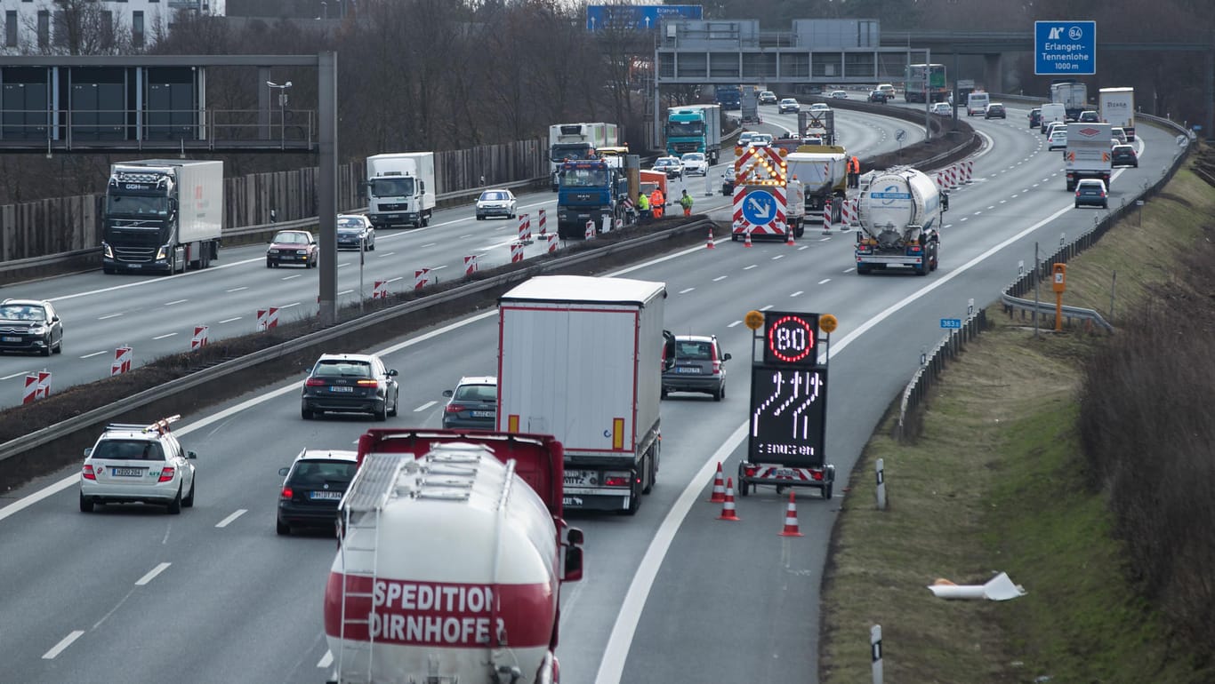 Am kommenden Wochenende (19. bis 21. Mai) sind die vielen Autobahnbaustellen fast die einzigen Hindernisse auf den deutschen Autobahnen (Archiv).