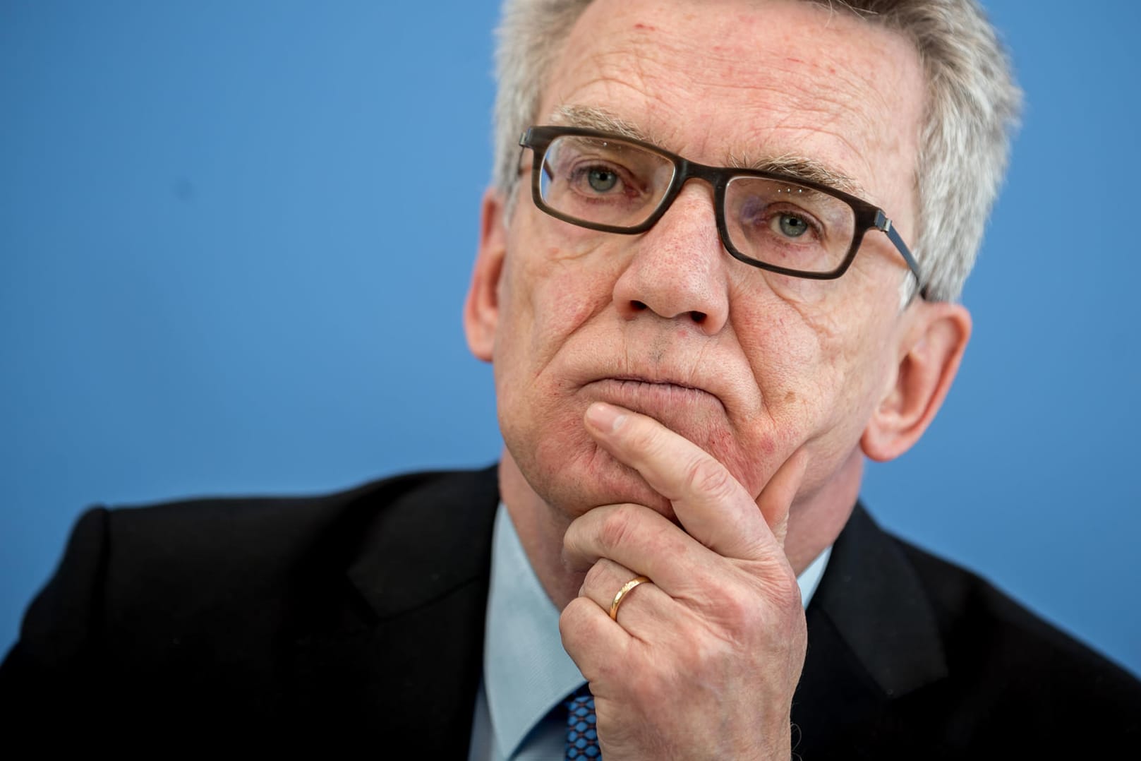 Thomas de Maizière soll bis Ende Mai über die Versäumnisse im Fall Franco A. aufklären.