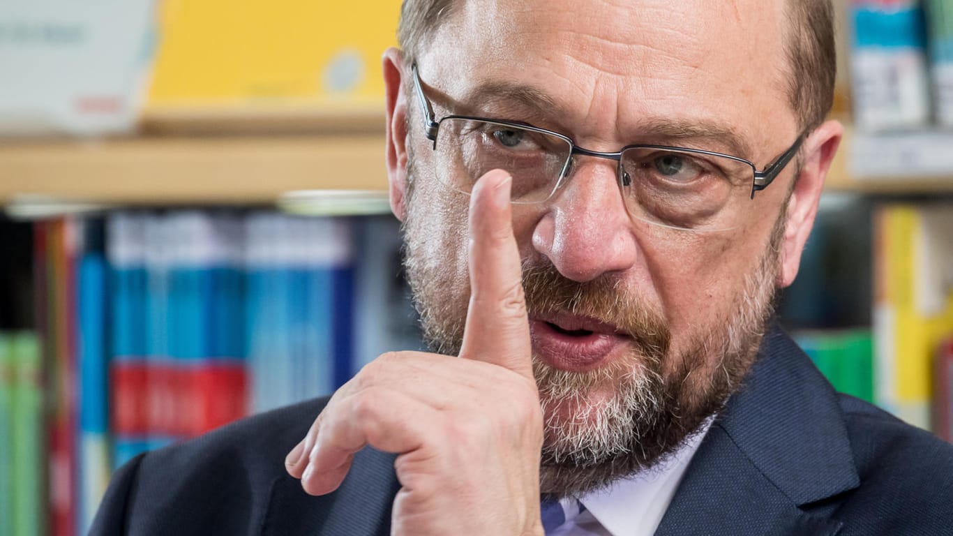 SPD-Kanzlerkandidat Martin Schulz will jungen Menschen mehr Zeit für Bildung geben.
