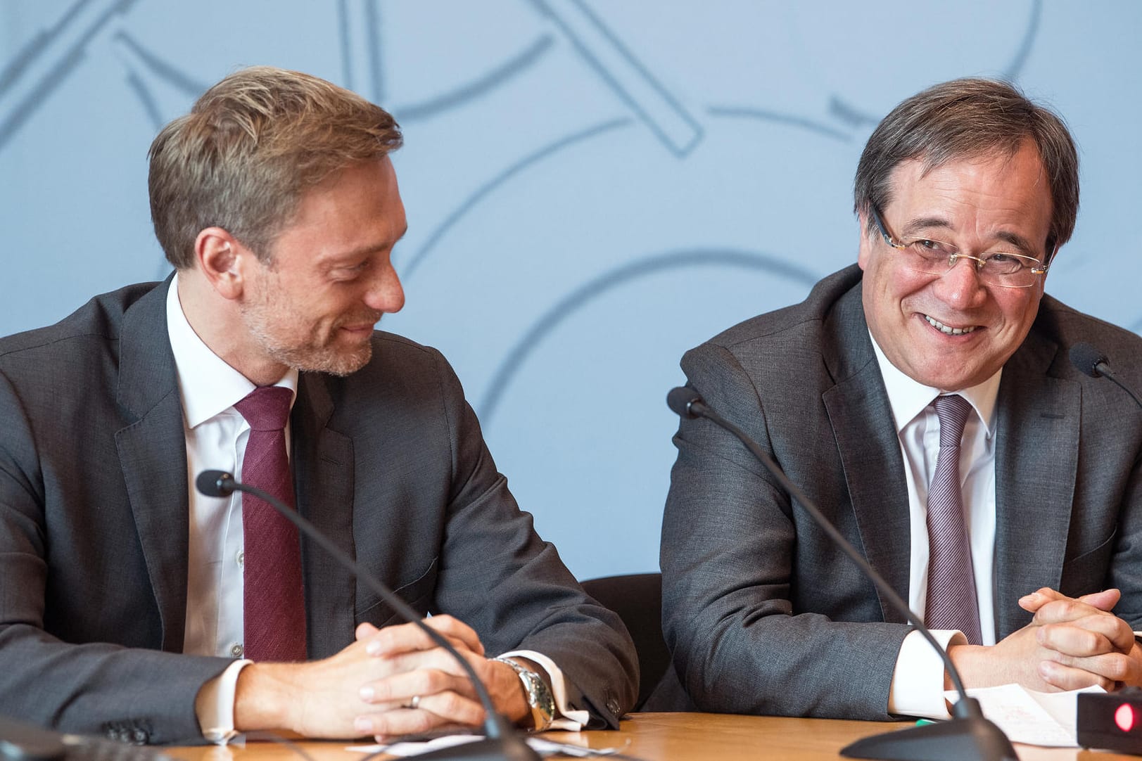 FDP-Chef Christian Lindner und der CDU-Landesvorsitzende Armin Laschet verhandeln über eine neue NRW-Regierung.