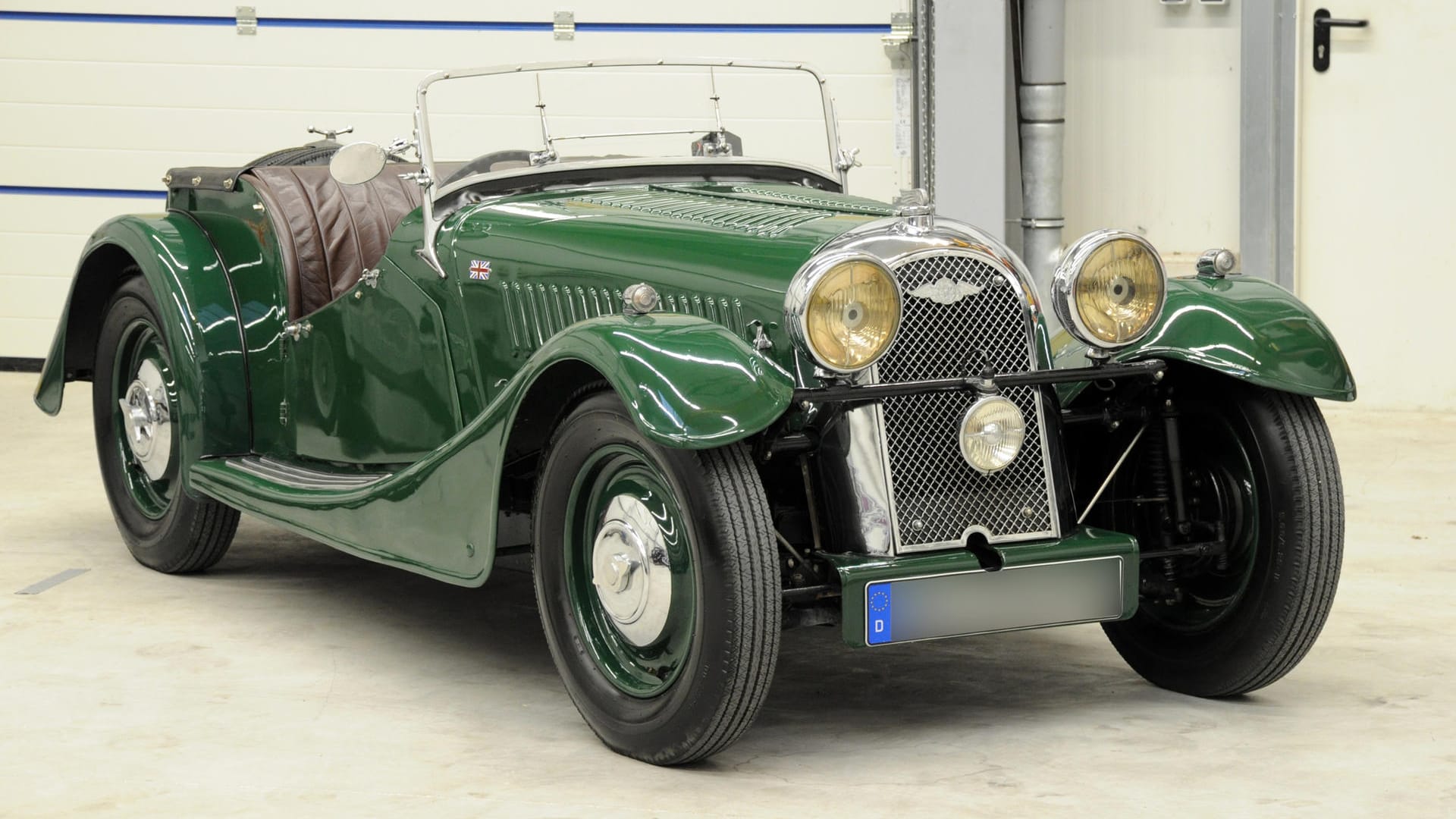 Der puristische Morgan 4-4 wird seit 1936 nahezu unverändert mit Holzchassis gebaut