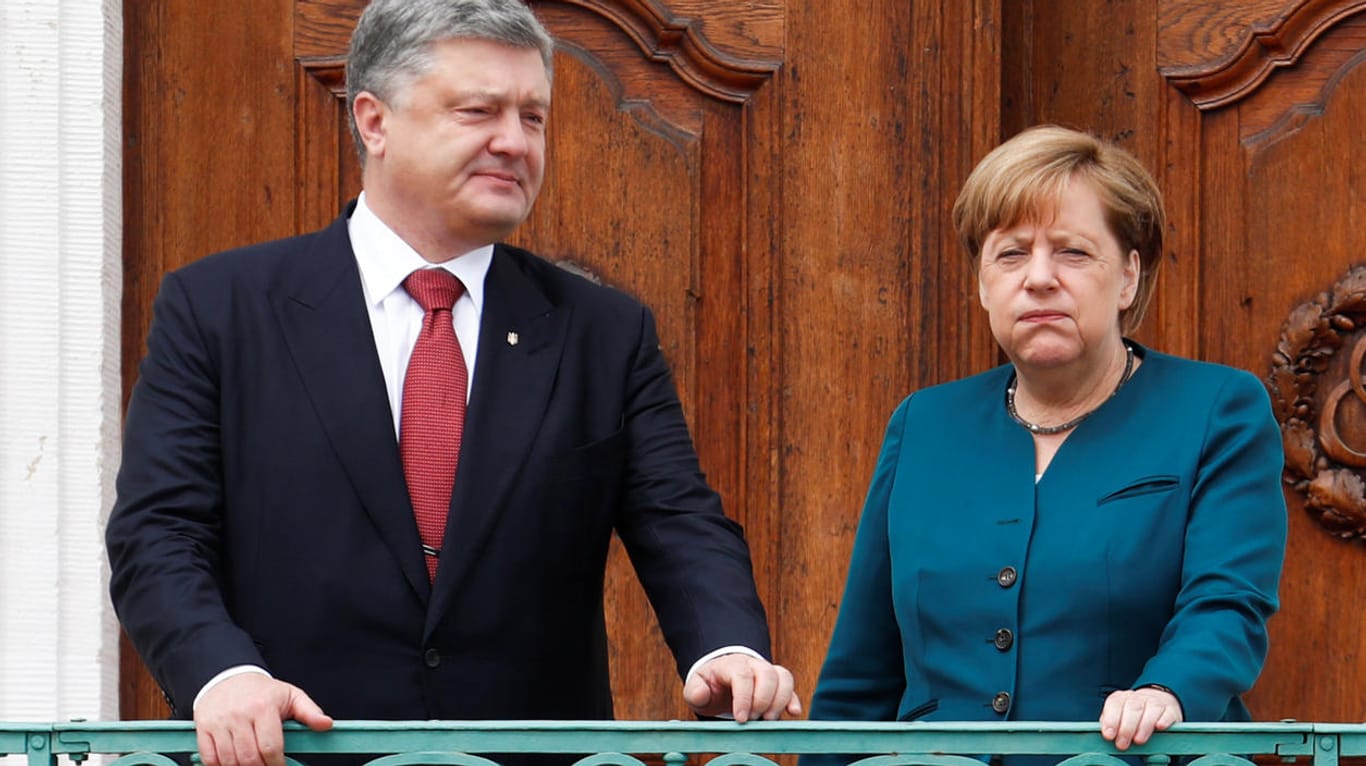 Kanzlerin Angela Merkel und der ukrainische Präsident Petro Poroschenko in Meseberg.