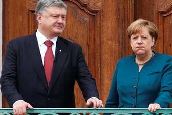 Kanzlerin Angela Merkel und der ukrainische Präsident Petro Poroschenko in Meseberg.