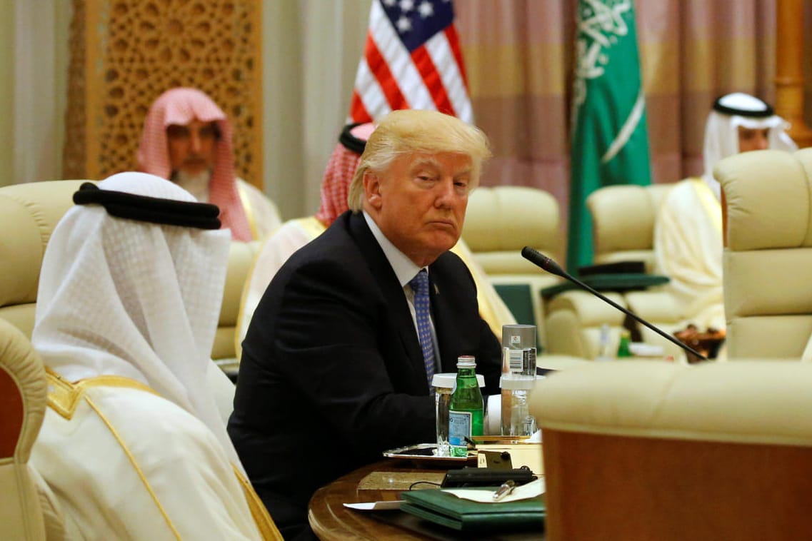 Trump schwärmt von "schönen" US-Waffen