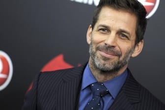 Zack Snyder hat acht Kinder.