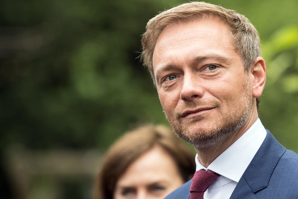 Der FDP-Vorsitzende Christian Lindner ist mit seiner Partei in den vergangenen Umfragen zur drittstärksten Partei aufgestiegen. Aktuell liegen die Liberalen bei 9 Prozent für die Bundestagswahl.