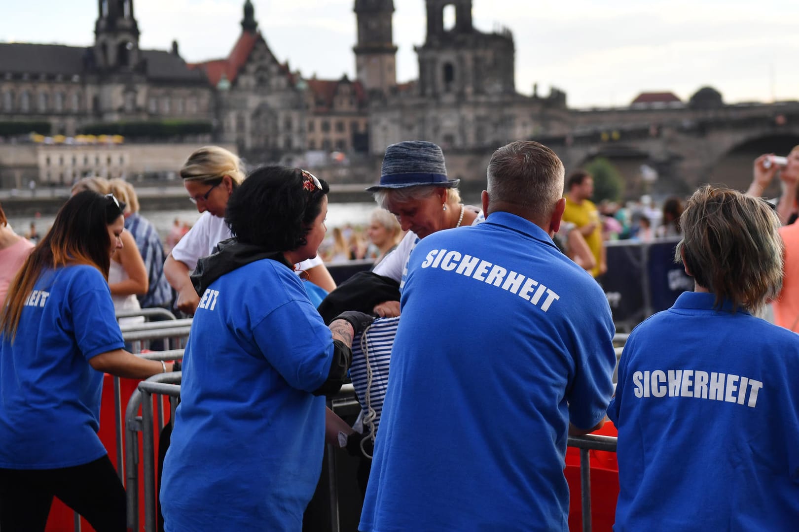Nach den Ereignissen in Manchester, denken die Veranstalter darüber nach, Tickets nur noch personalisiert zu verkaufen.