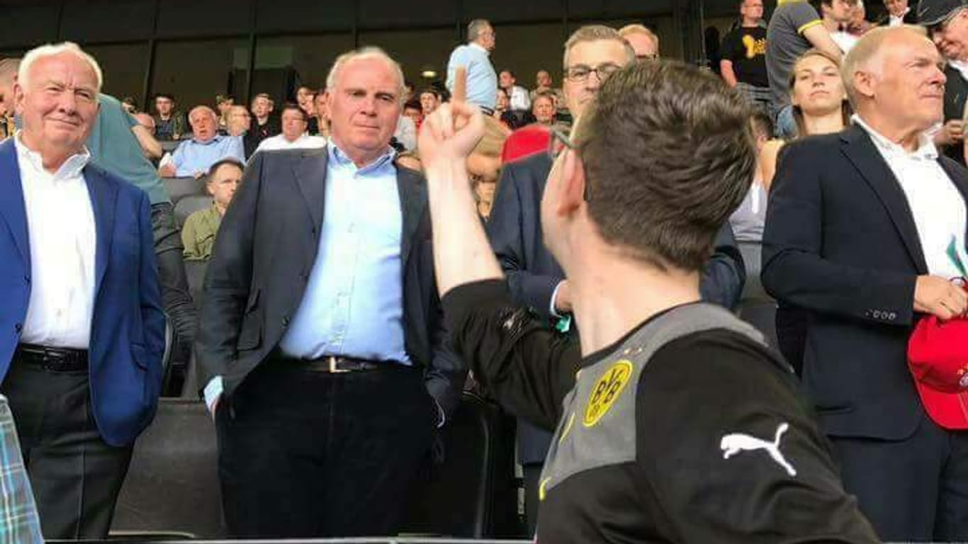Beim U19-Finale im Dortmunder Stadion wurde Uli Hoeneß übel beleidigt.