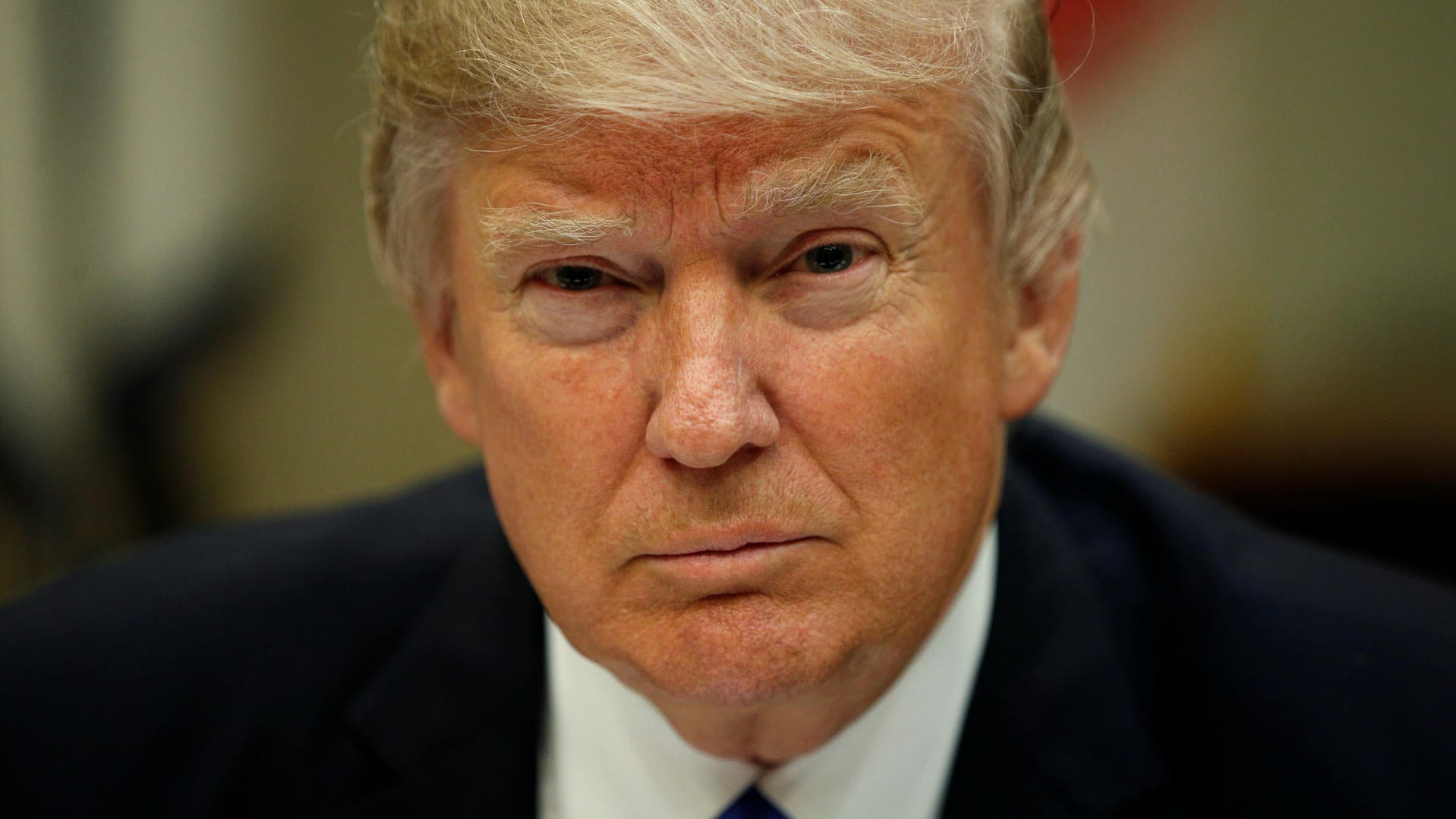 US-Präsident Trump steht kurz vor der nächsten innenpolitischen Niederlage, sollte es sein Haushaltsentwurf nicht durch den Senat und das Repräsentantenhaus schaffen. US-Präsident Trump steht kurz vor der nächsten innenpolitischen Niederlage, sollte es sein Haushaltsentwurf nicht durch den Senat und das Repräsentantenhaus schaffen.