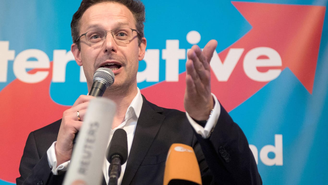 Der Spitzenkandidat der AfD für die Landtagswahl in Nordrhein-Westfalen Marcus Pretzell