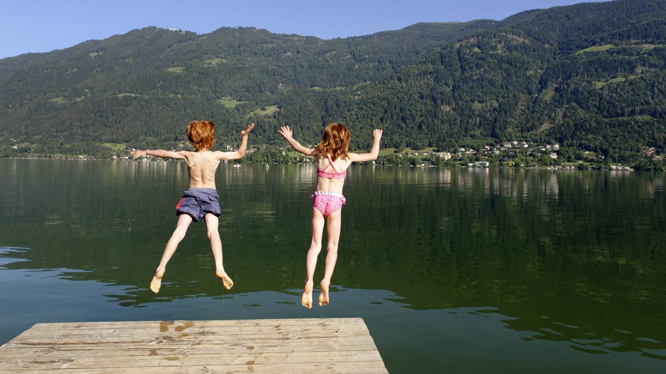 Badespaß an Europas Seen, wie hier in Kärnten, ist ein sauberes Vergnügen.