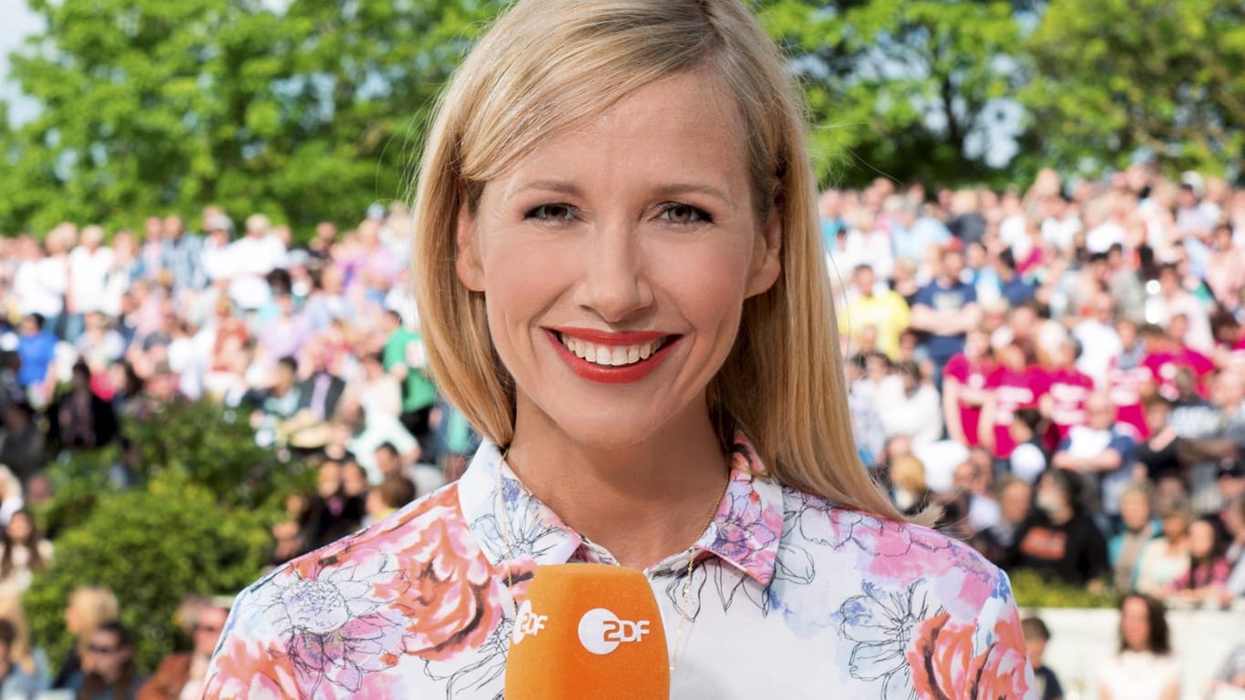 Andrea Kiewel sorgt im "ZDF Fernsehgarten" immer für gute Stimmung.