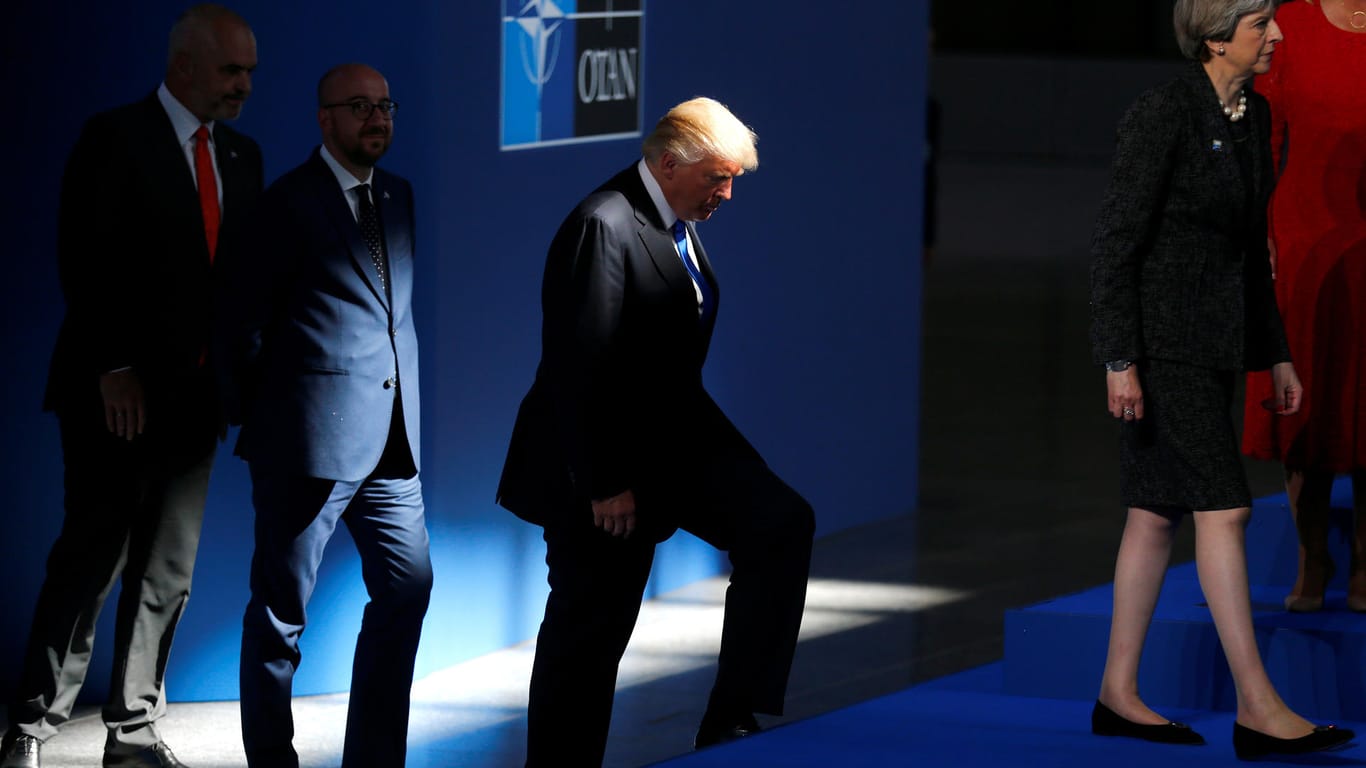 US-Präsident Donald Trump isoliert sich auf dem G7-Gipfel auf Sizilien mit seinem starren Kurs weiter selbst.