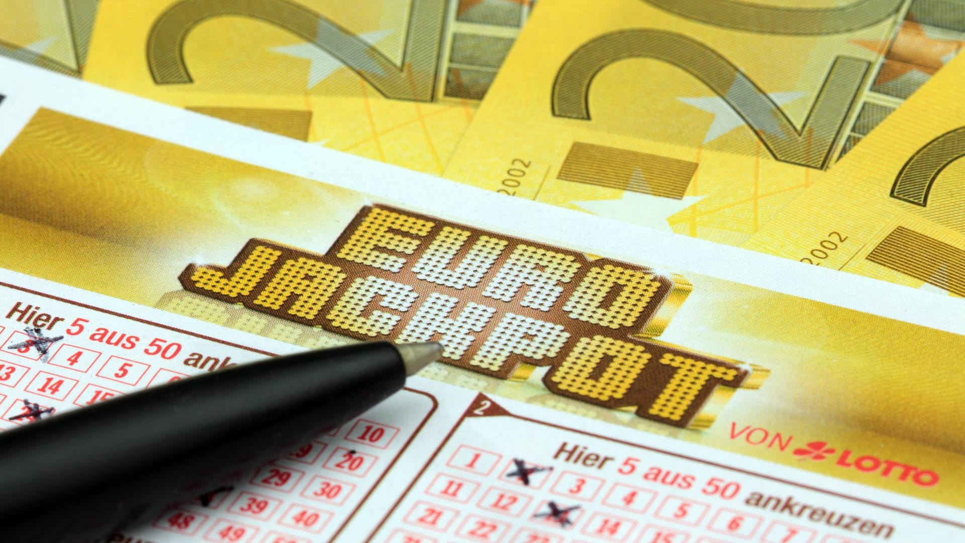 Ein Tippschein für den Eurojackpot: Ein hoher Gewinn geht in den Landkreis Rotenburg.