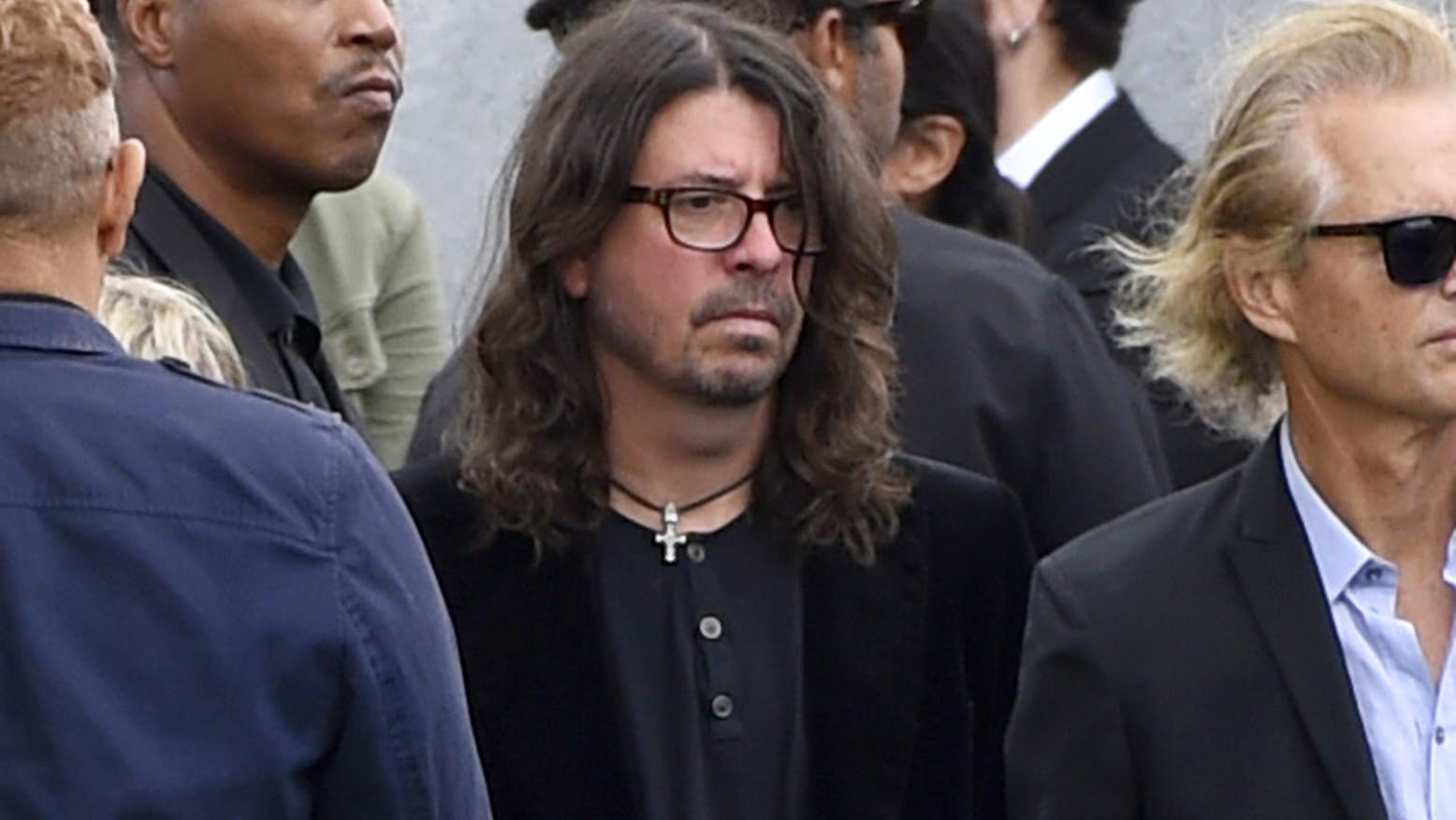 Dave Grohl von den Foo Fighters war auch gekommen um Lebwohl zu sagen.