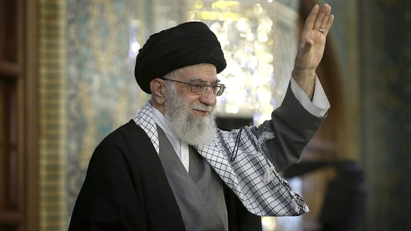 Ajatollah Ali Chamenei.