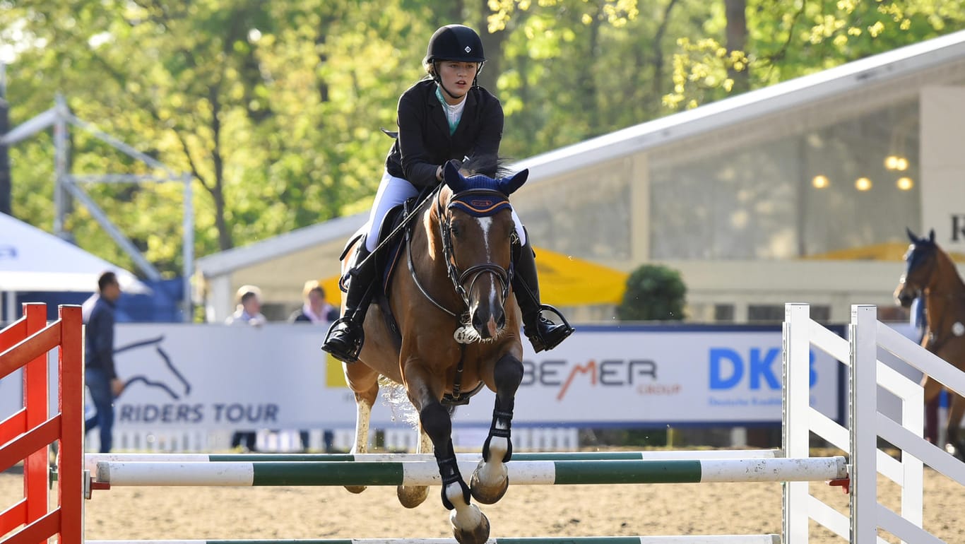Luna Schweiger ist leidenschaftliche Reiterin.