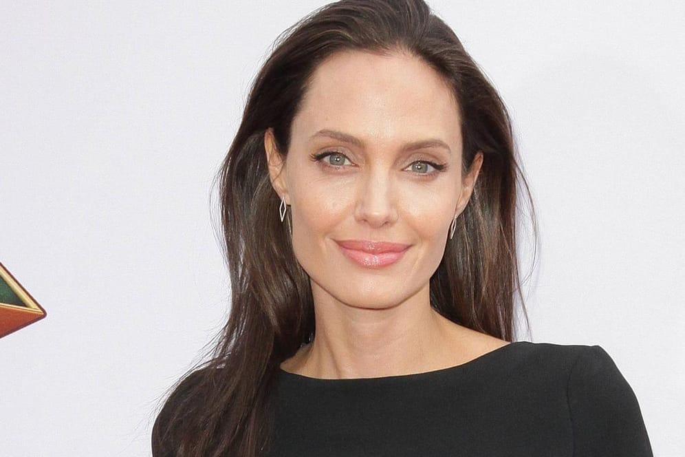 Hollywood-Star Angelina Jolie ist selbst Mutter von sechs Kindern.