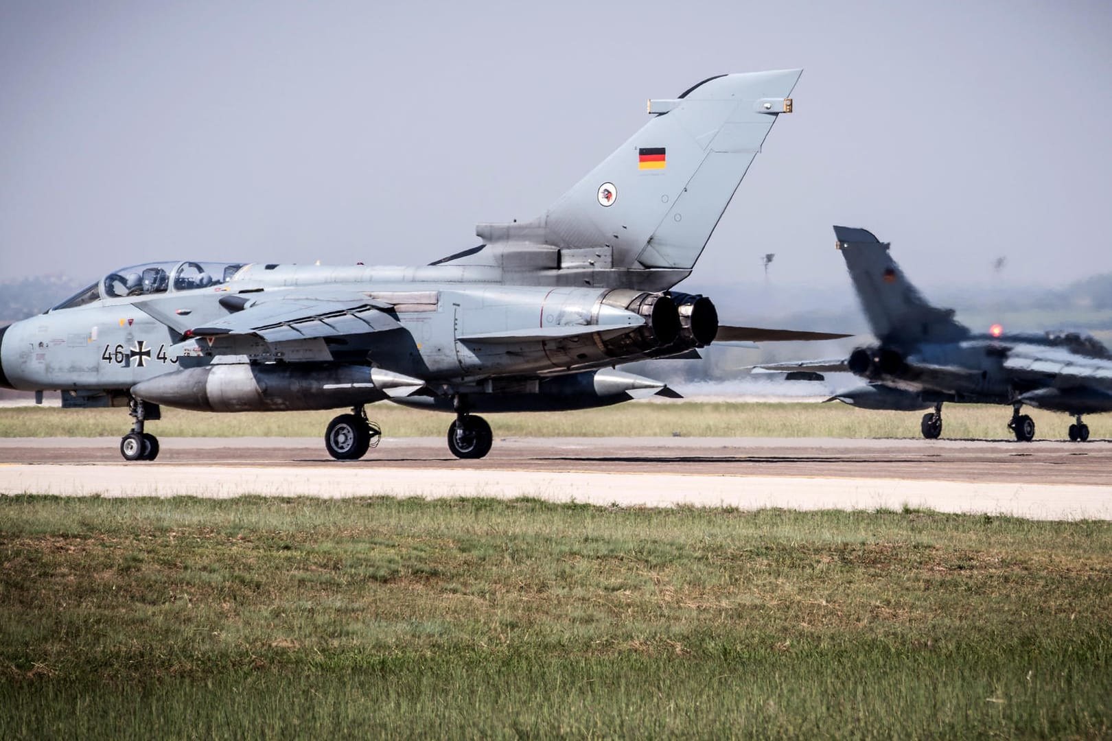 Kampfflugzeuge vom Typ Tornado der Bundeswehr auf der Air Base in Incirlik.