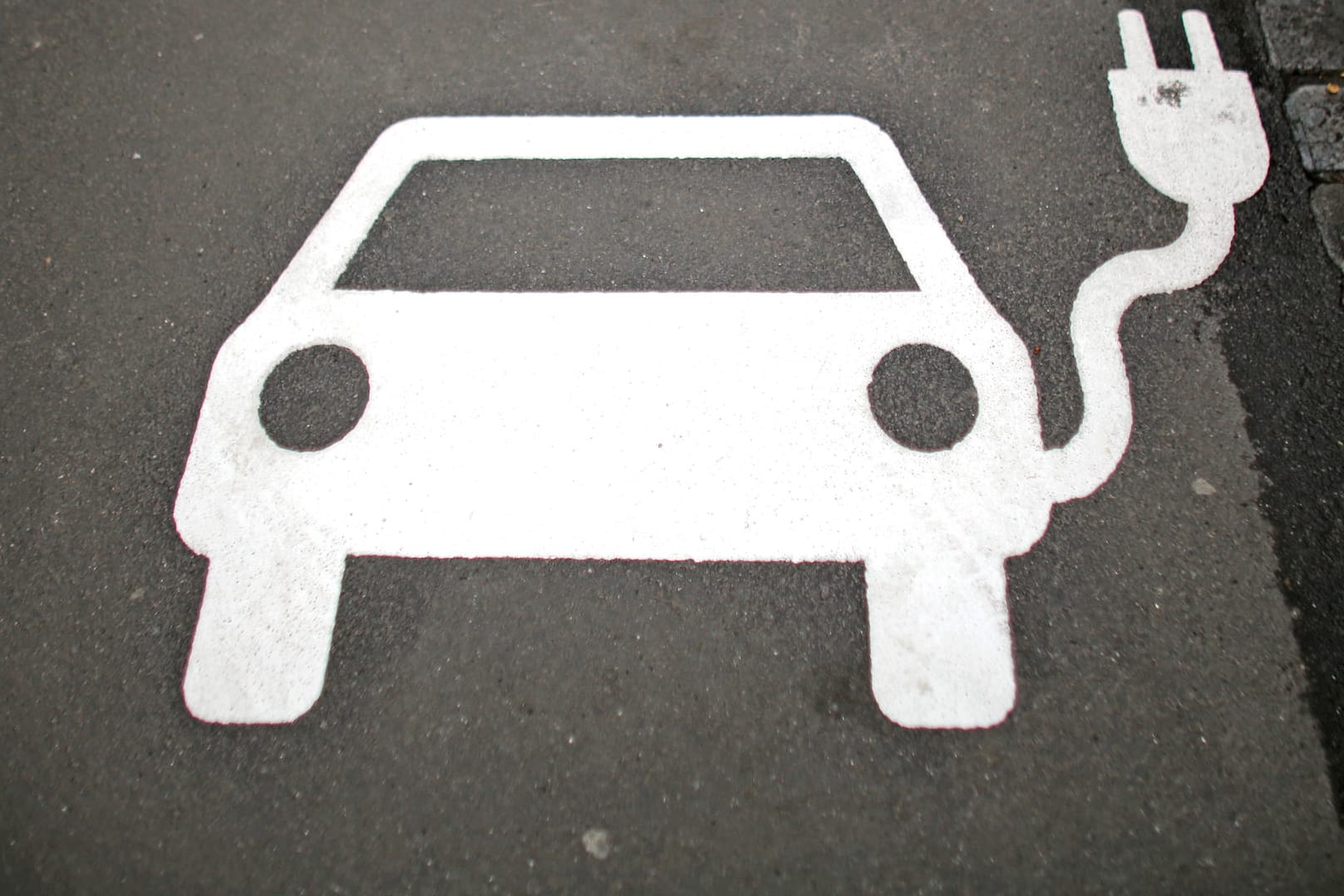 Analysten rechnen bis 2022 mit einer Million E-Autos in Deutschland.