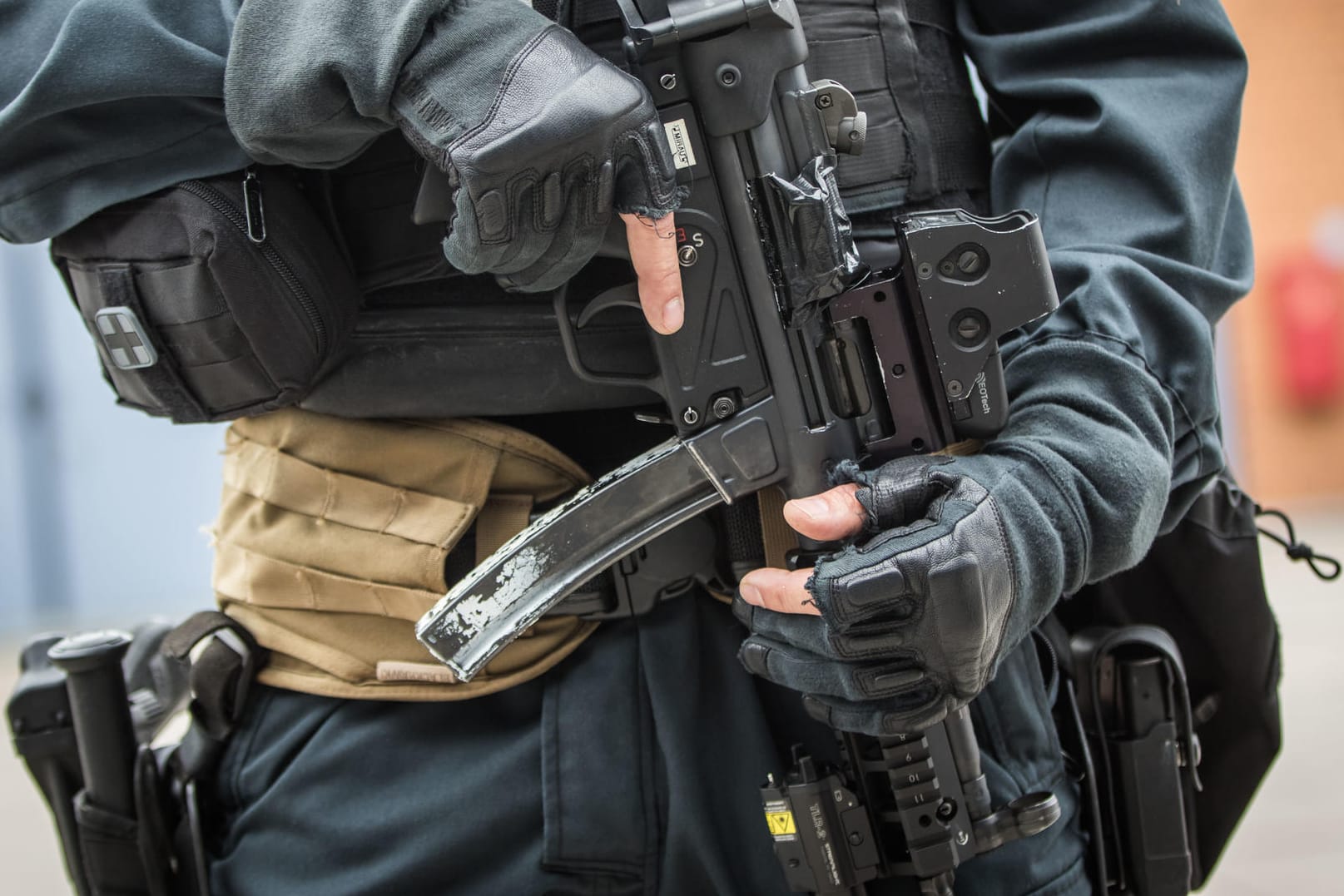 Spezialeinheiten der Polizei nahmen in Brandenburg einen Terrorverdächtigen fest (Symbilbild).