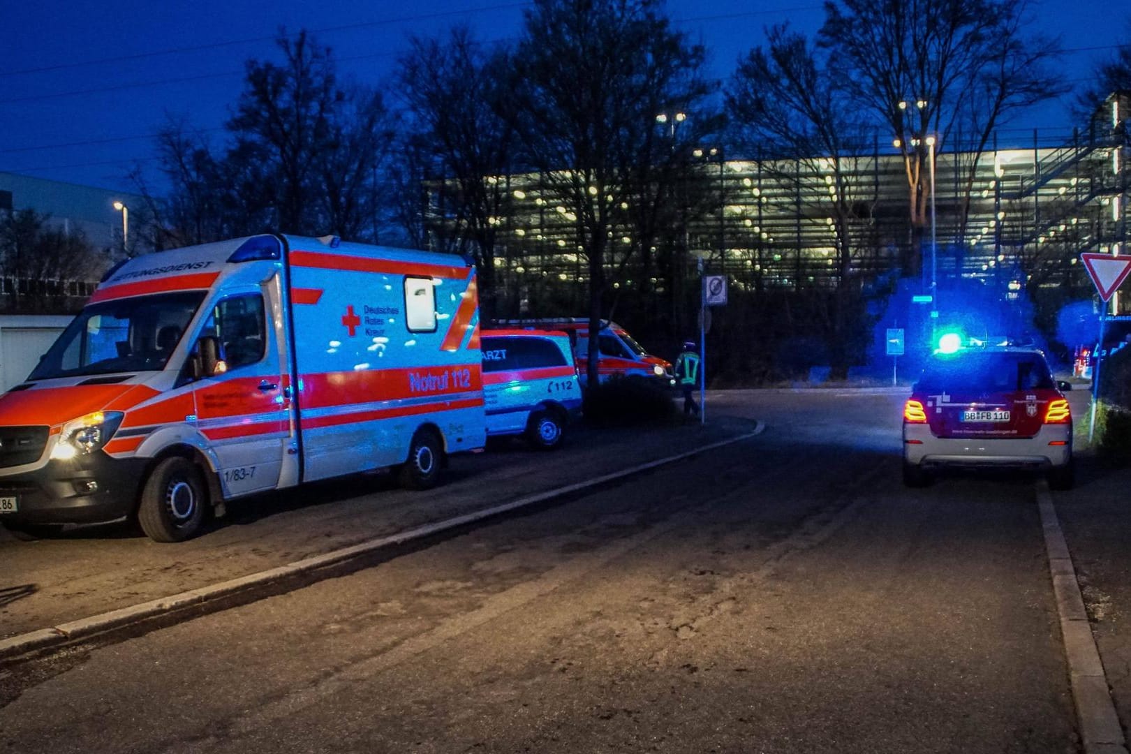 In Mühlheim an der Ruhr hat ein Mann zwei Anwohner offenbar mit Schwefelsäure attackiert (Symbolfoto)