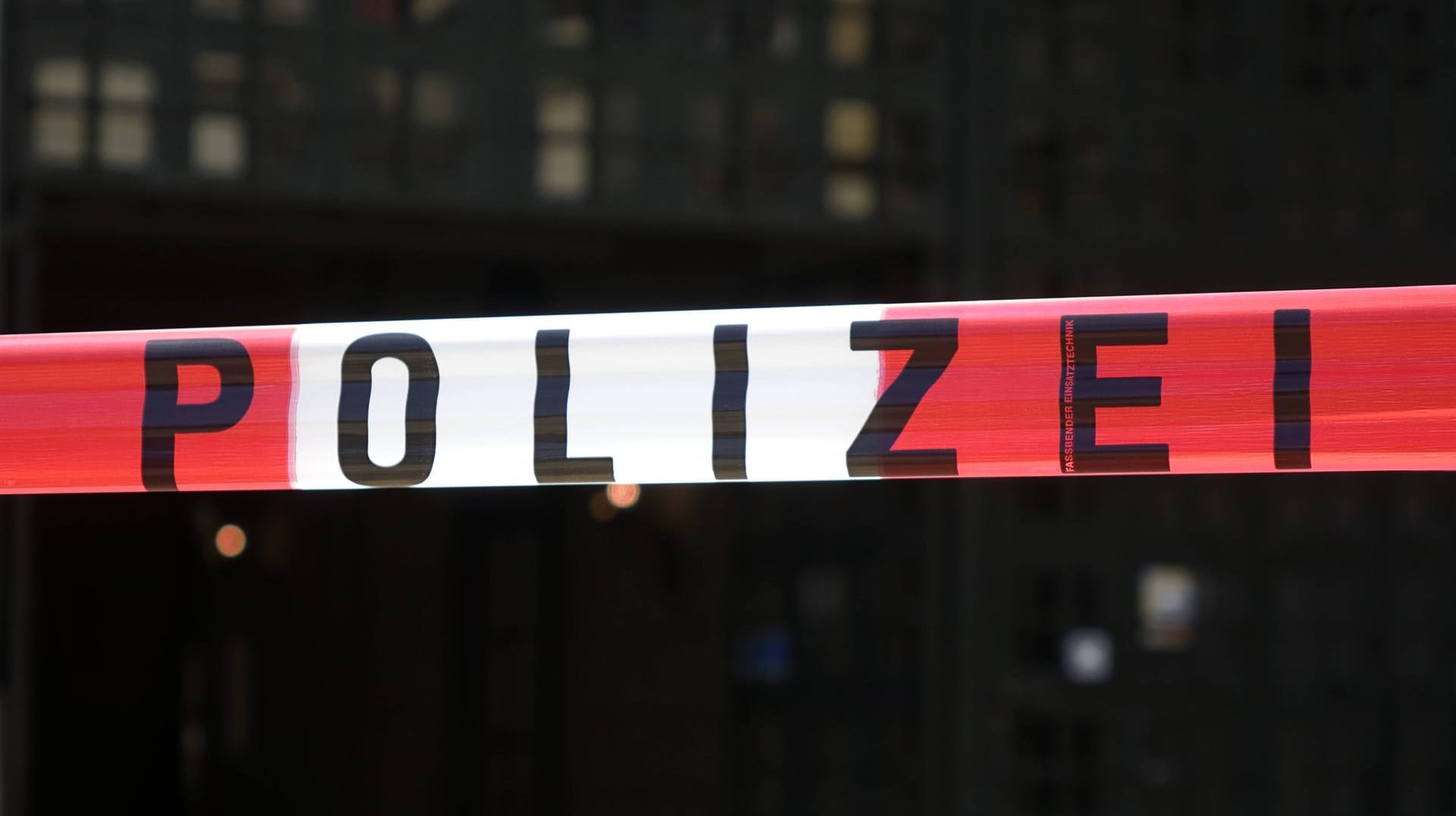 Zeugenhinweise hatten die Ermittler zu der Frau geführt., sie soll ihre Schwangerschaft verheimlicht haben (Symbolfoto) Zeugenhinweise hatten die Ermittler zu der Frau geführt., sie soll ihre Schwangerschaft verheimlicht haben (Symbolfoto)