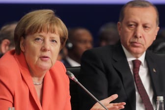 Kanzlerin Angela Merkel und der türkische Staatspräsident Recep Tayyip Erdogan.