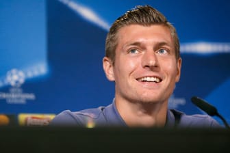 Toni Kroos spielte in der Bundesliga für Bayern München und Bayer Leverkusen.